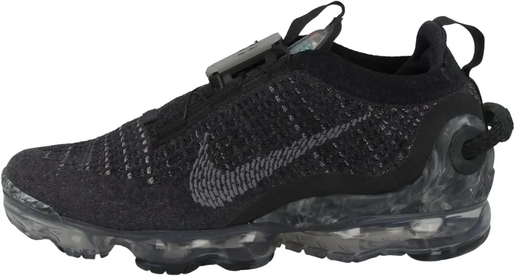 NIKE Men's Mid-Top Running Shoe